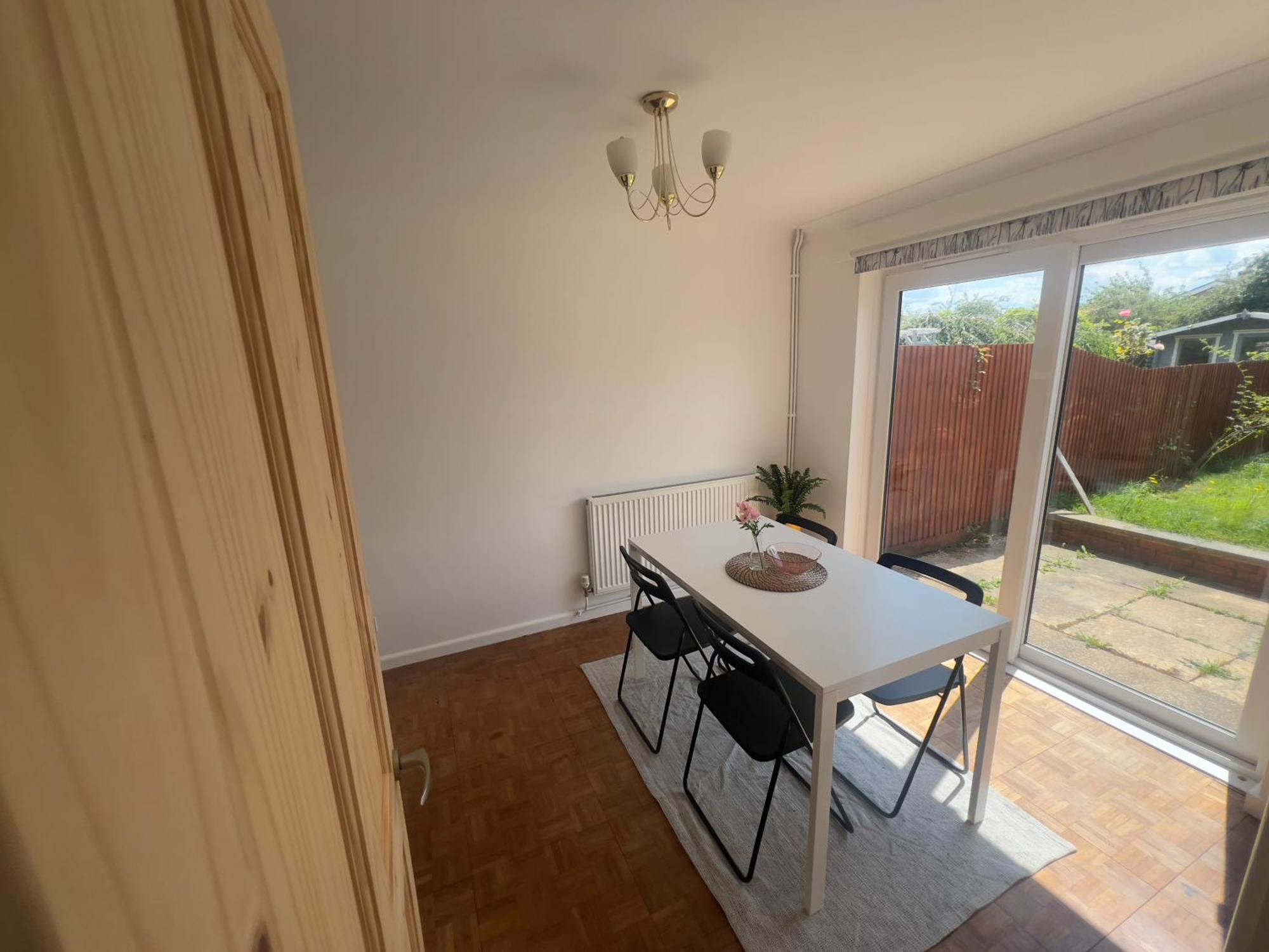Charming 3-Bed House In Leighton Buzzard 빌라 외부 사진
